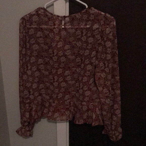 Floral top - Picture 4 of 5